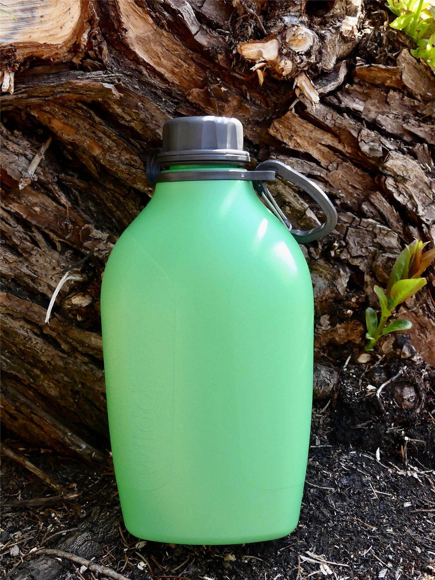 Levně Polní lahev Explorer 1 litr Wildo® – Zelená