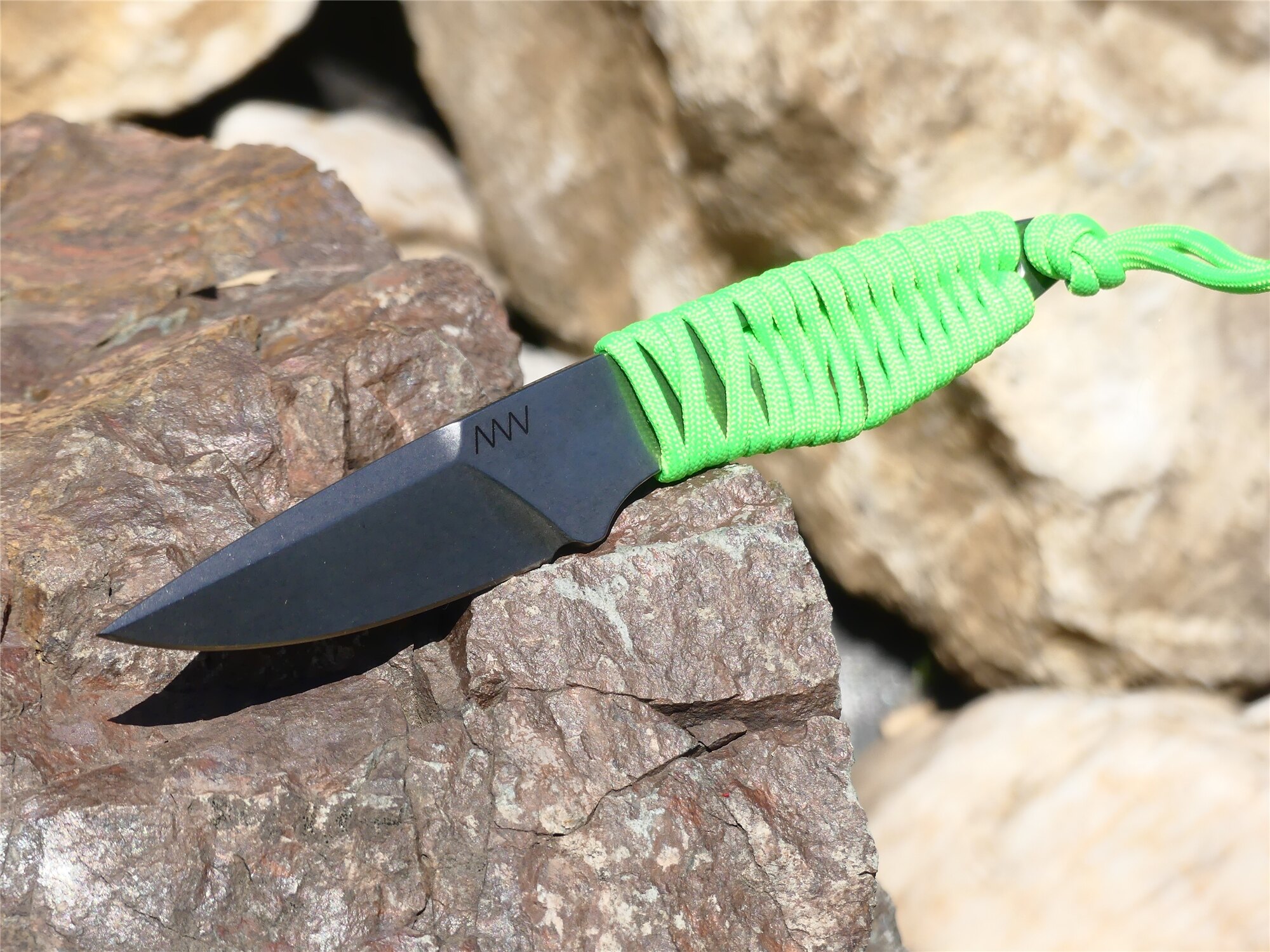 Levně Nůž s pevnou čepelí ANV® P100 - Zombie Green