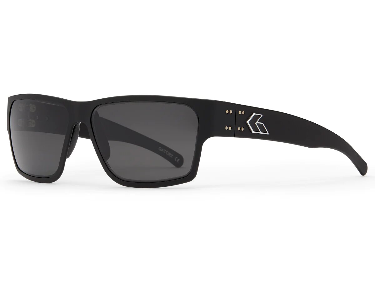 Levně Sluneční brýle Delta Polarized Gatorz® – Černá, Smoke Polarized