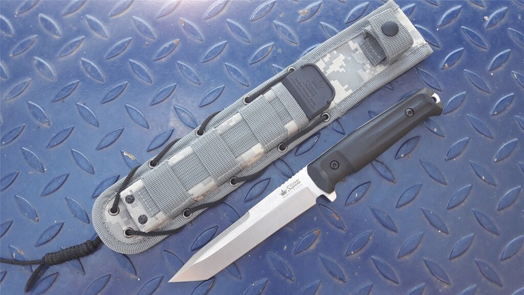 Nůž s pevnou čepelí KIZLYAR SUPREME® Aggressor AUS 8