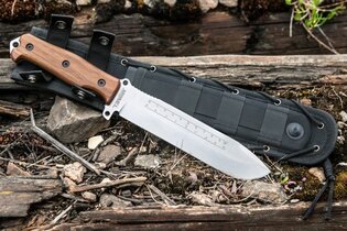 Nůž s pevnou čepelí KIZLYAR SUPREME® Survivalist X AUS 8 Walnut