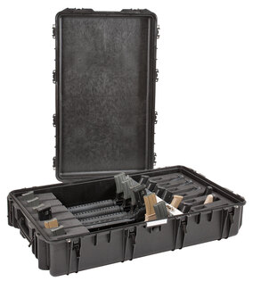 Odolný vodotěsný kufr na 6 pušek 10826 Explorer Case®, s nastavitelným systémem