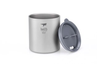 Titanový termohrnek s víčkem Mug Keith® 600 ml